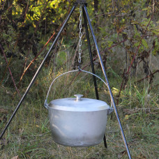 Казан алюмінієвий Похідний 12 л із триногою на розбірних ніжка