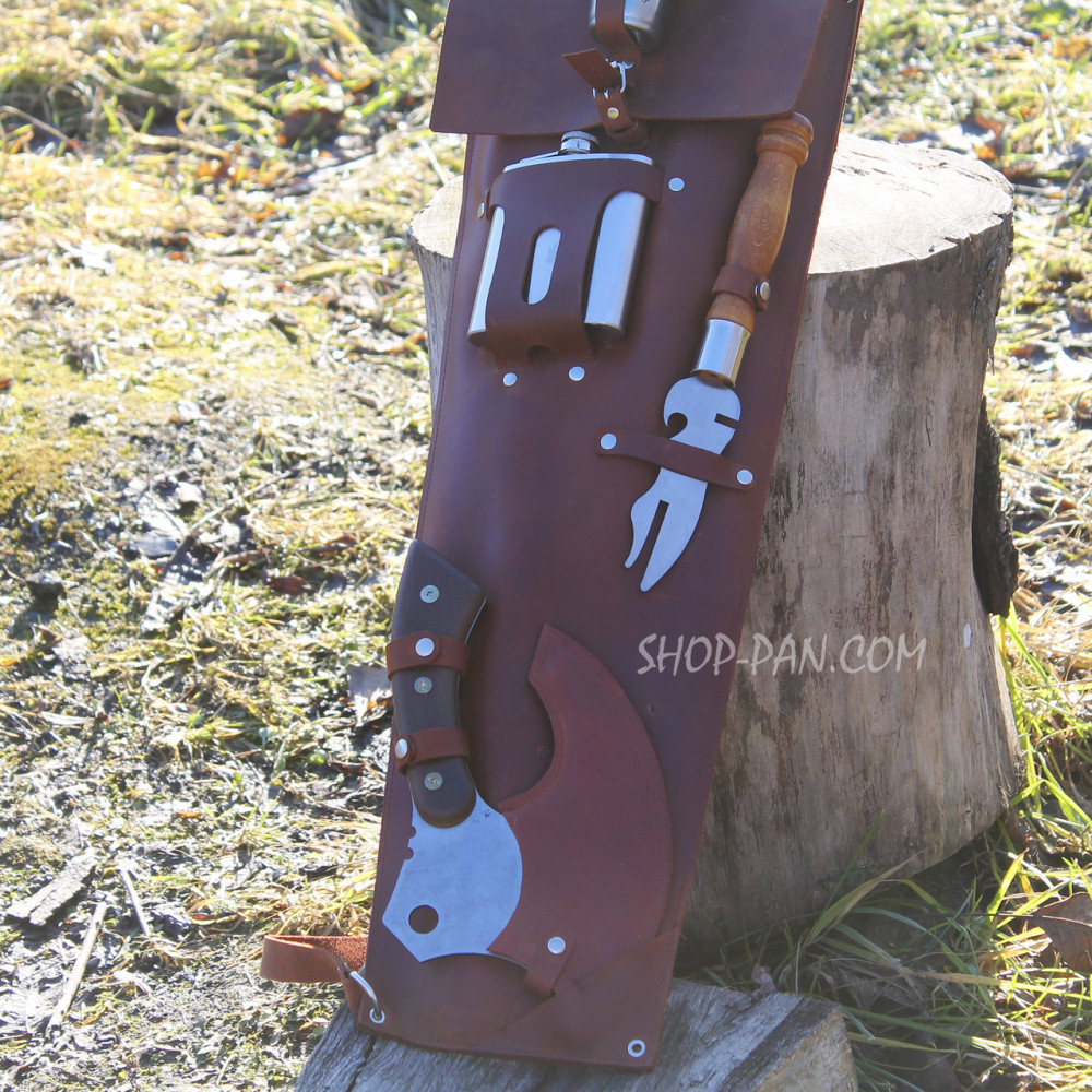 Набір шампурів для гриля в ексклюзивному шкіряному чохлі 2425824777