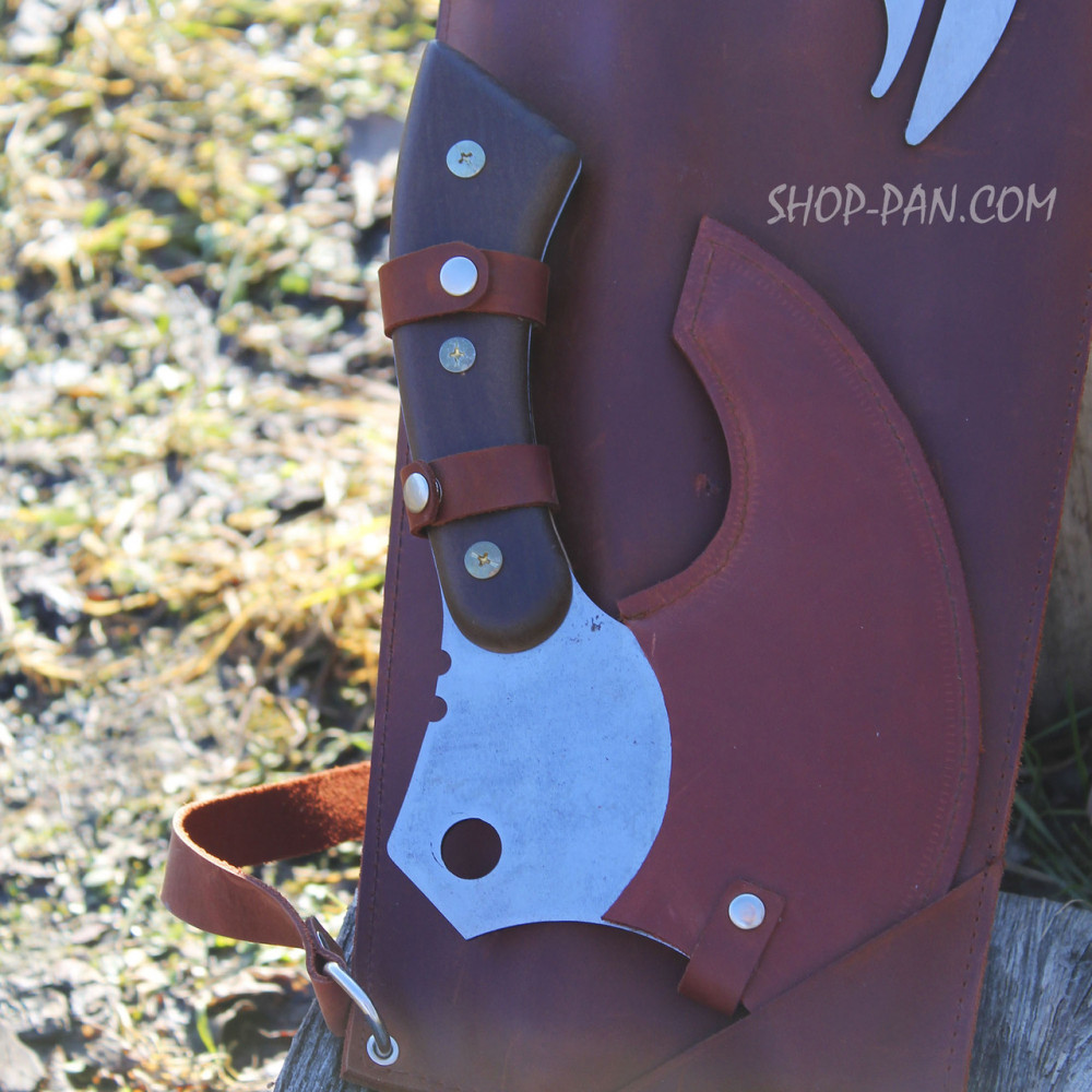 Набір шампурів для гриля в ексклюзивному шкіряному чохлі 2425824777