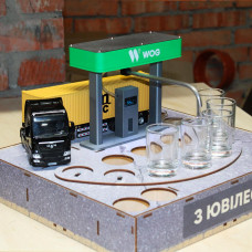 Наливатор АЗС на 7 чарок — Фура MAN