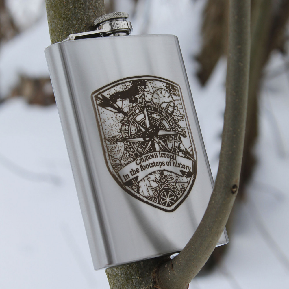 Унікальна фляга з персональним написом 136