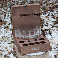 Наливатор алкогольный на 6 рюмок.