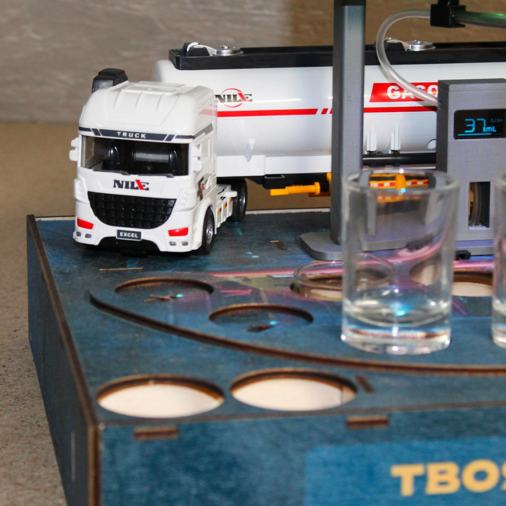 Наливатор АЗС на 7 чарок - Фура з цистерною 2537712079