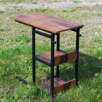 Приставний журнальний столик до дивана та ліжка