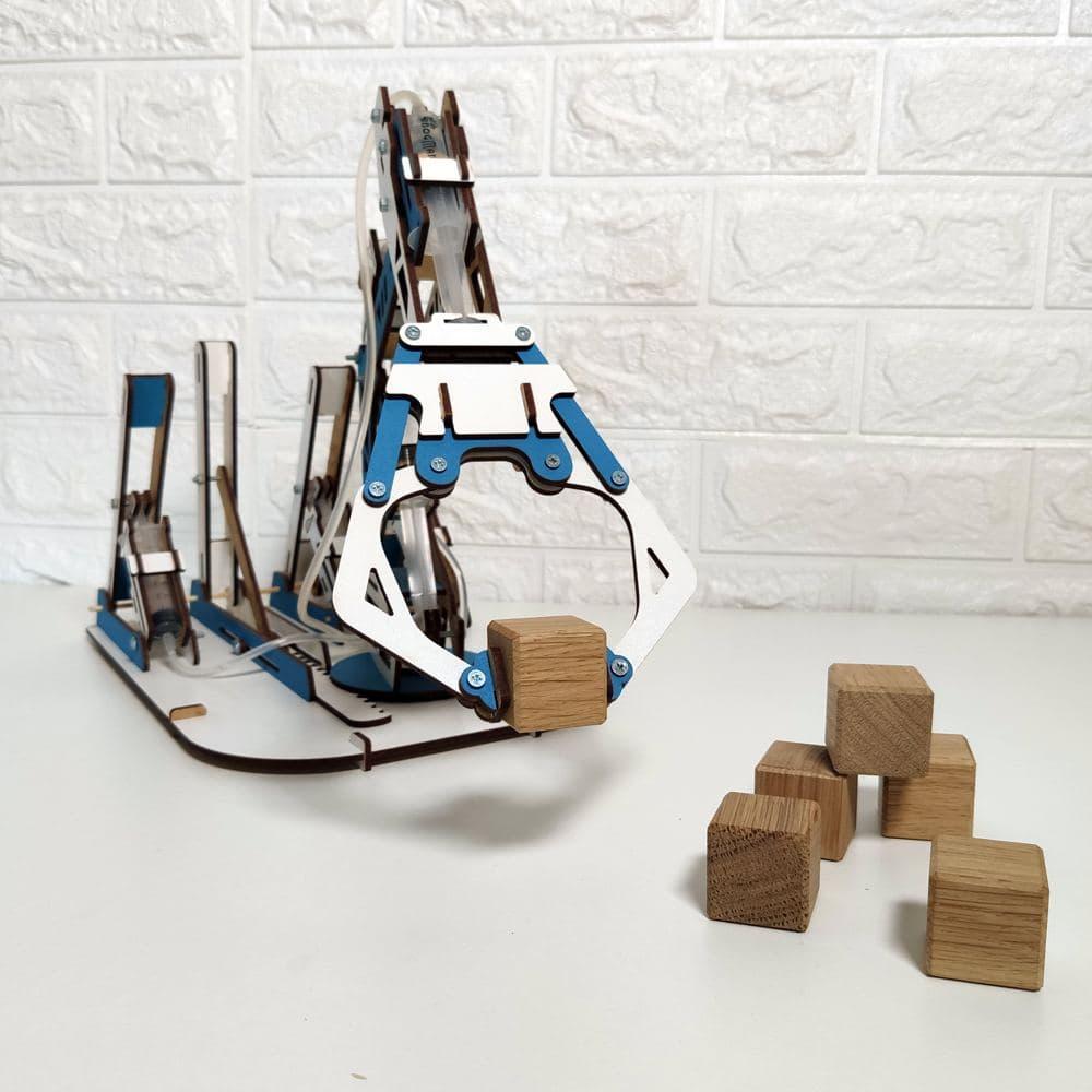 Гідравлічний екскаватор, Конструктор 2425823470