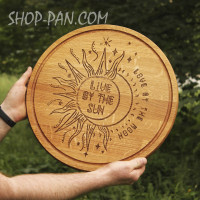 Кухонна дошка з гравіруванням LIVE BY THE SUN