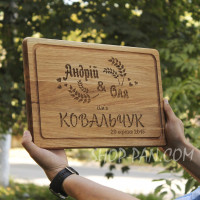 Кухонная доска с гравировкой