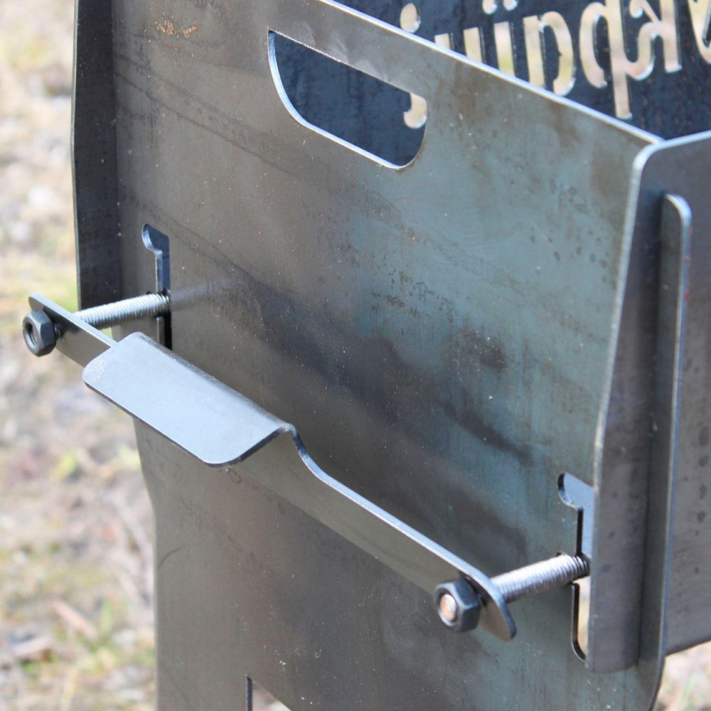 Мангал із вбудованою шашличницею та мотором на 10 шампурів із регулюванням висоти дна щодо шампурів 2425825608