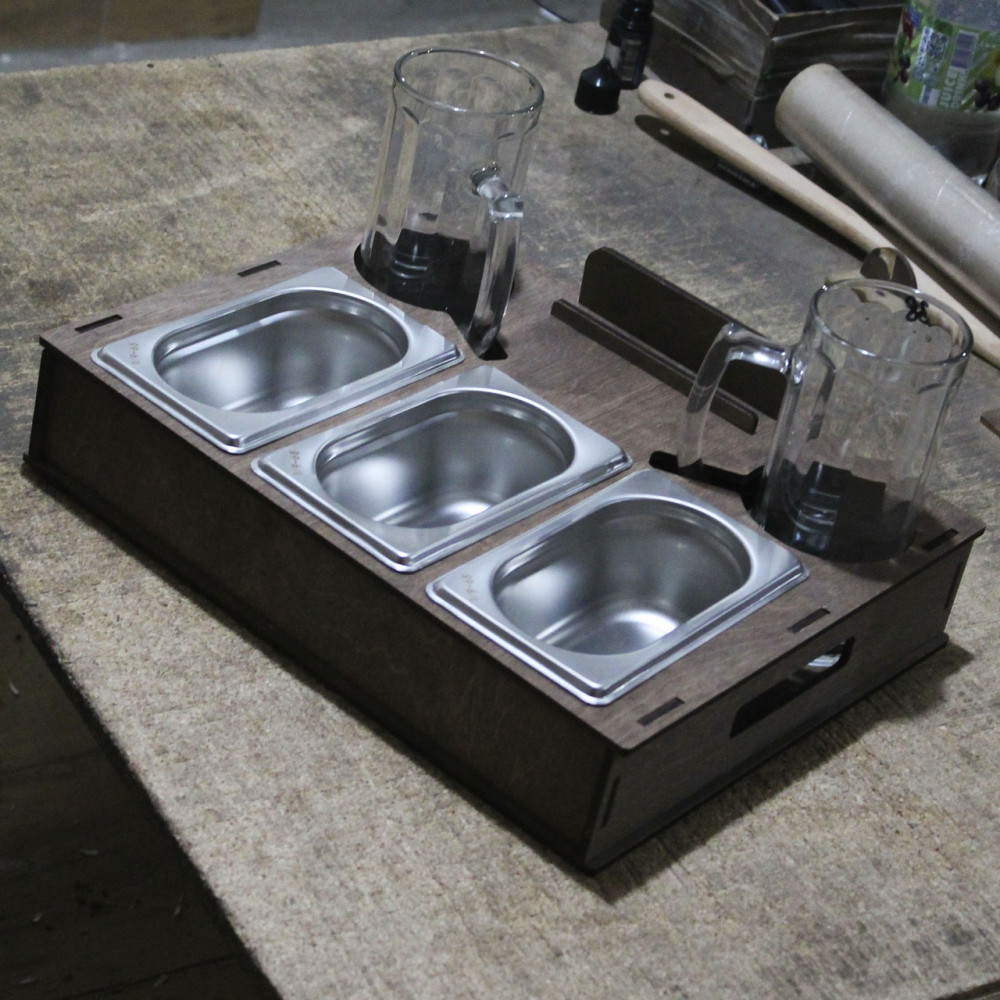 Пивний бокс з ємностями з нержавіючої сталі 94