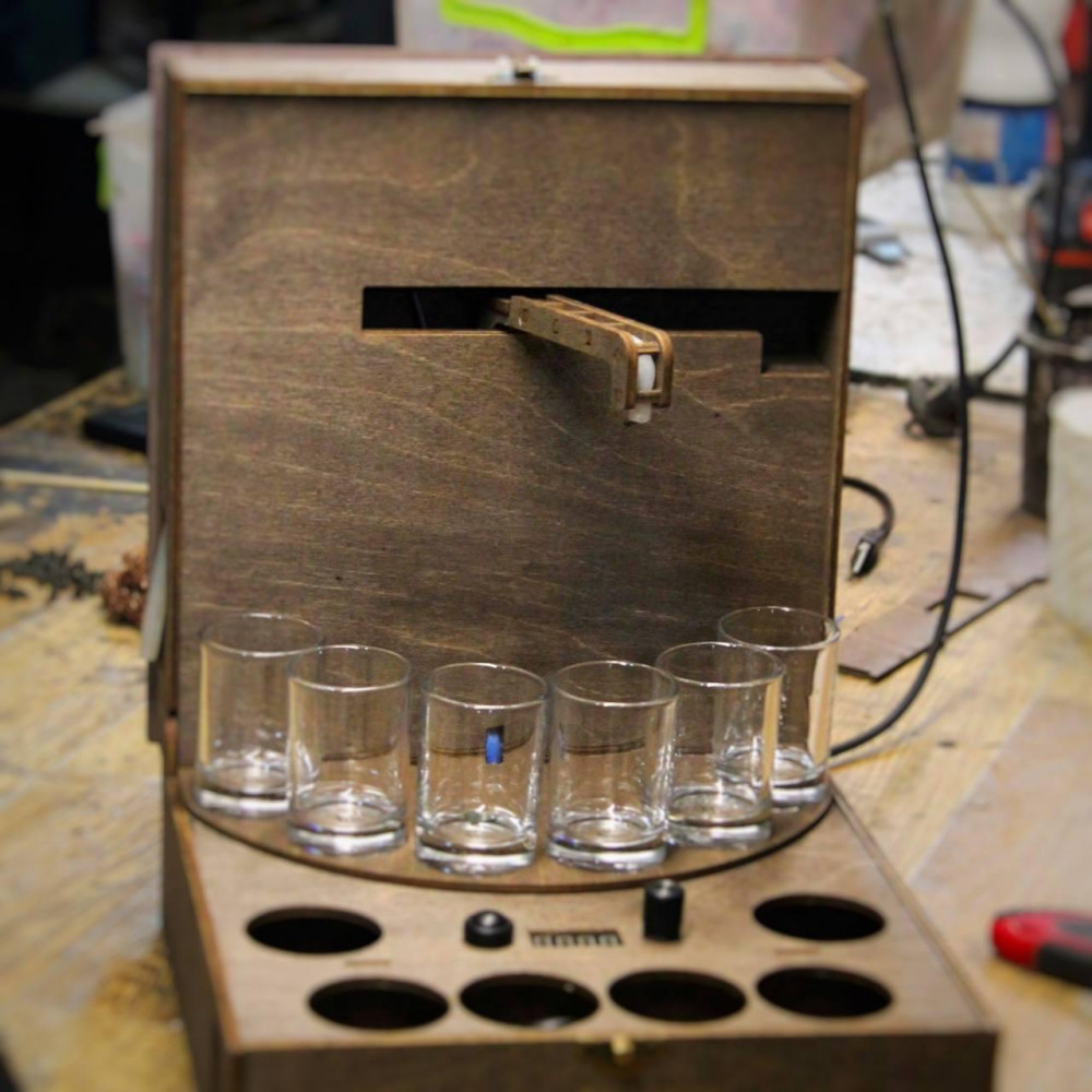 Автобармен, Наливатор алкогольний на 6 чарок з гравіюванням (УФ друк) SP00675