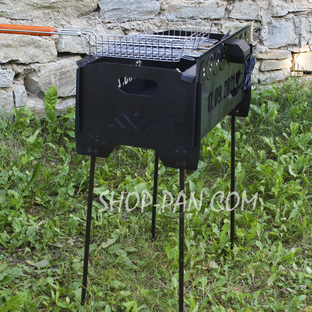 Мангал на довгих ніжках із вбудованою шашличницею та мотором на 6 шампурів 3 мм SP00278