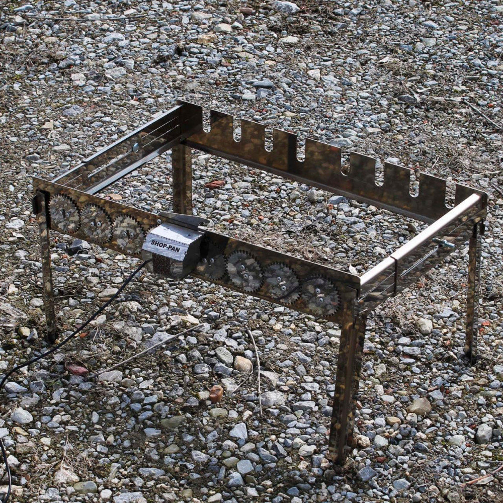 Автоматична шашличниця з неіржавкої сталі на ніжках SHOP-PAN на 8 шампурів SP00290