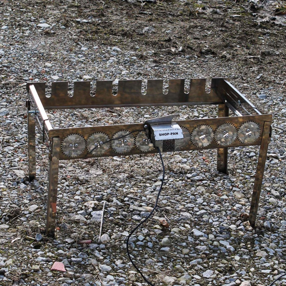 Автоматична шашличниця з неіржавкої сталі на ніжках SHOP-PAN на 8 шампурів SP00290