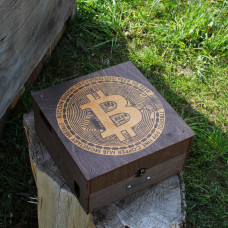 Автобармен, Наливатор алкогольний на 8 чарок з гравіюванням - біткойн Автобармен, Наливатор алкогольний на 8 чарок з гравіюванням - біткойн