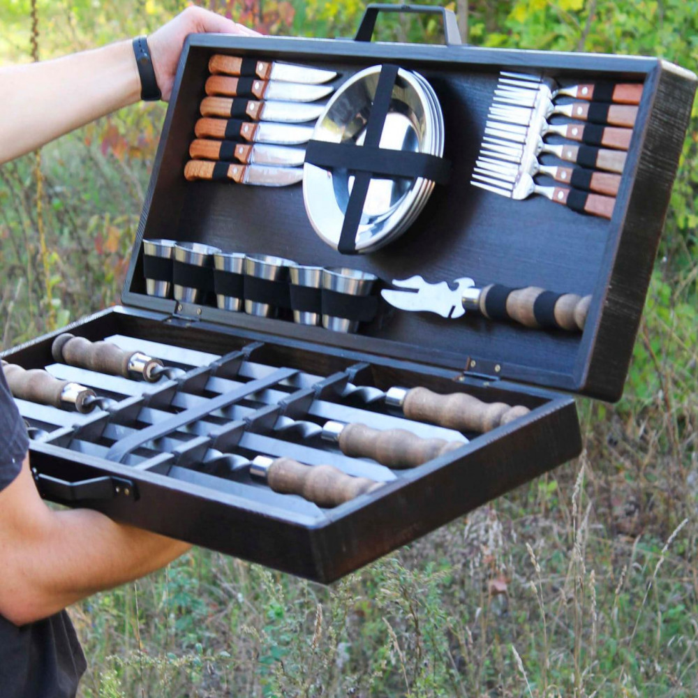 Набір шампурів у дерев'яній коробці “БАДОРІЙ” з гравіюванням - Найкращому куму SP00393