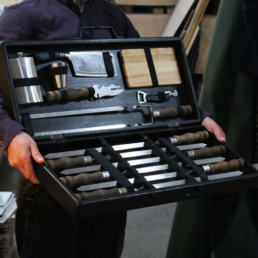 Набір для гриля та барбекю у дерев'яному кейсі "Зміїний" (SP00495) SP00495