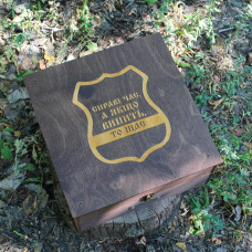 Наливатор алкогольний на 4 чарки з гравіюванням