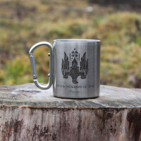 Металева чашка 250 мл з карабіном і гравіюванням - вогонь запеклих не пече