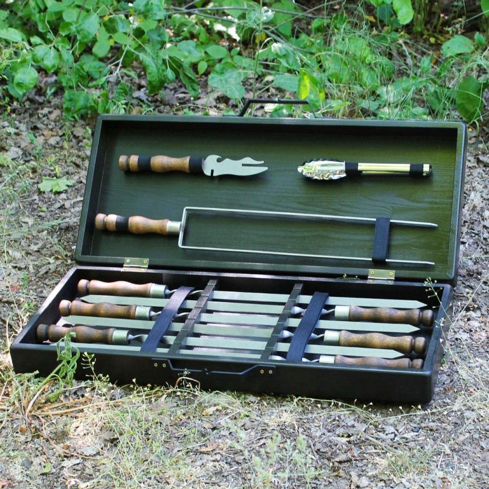 Набір для гриля та барбекю "Економ" у дерев'яному кейсі SP13457