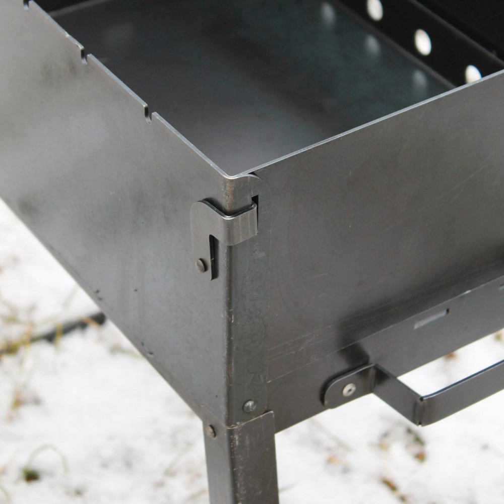 Мангал-кейс "ШАРК" на 6 шампурав/розкладний жаровня гриль SP14254