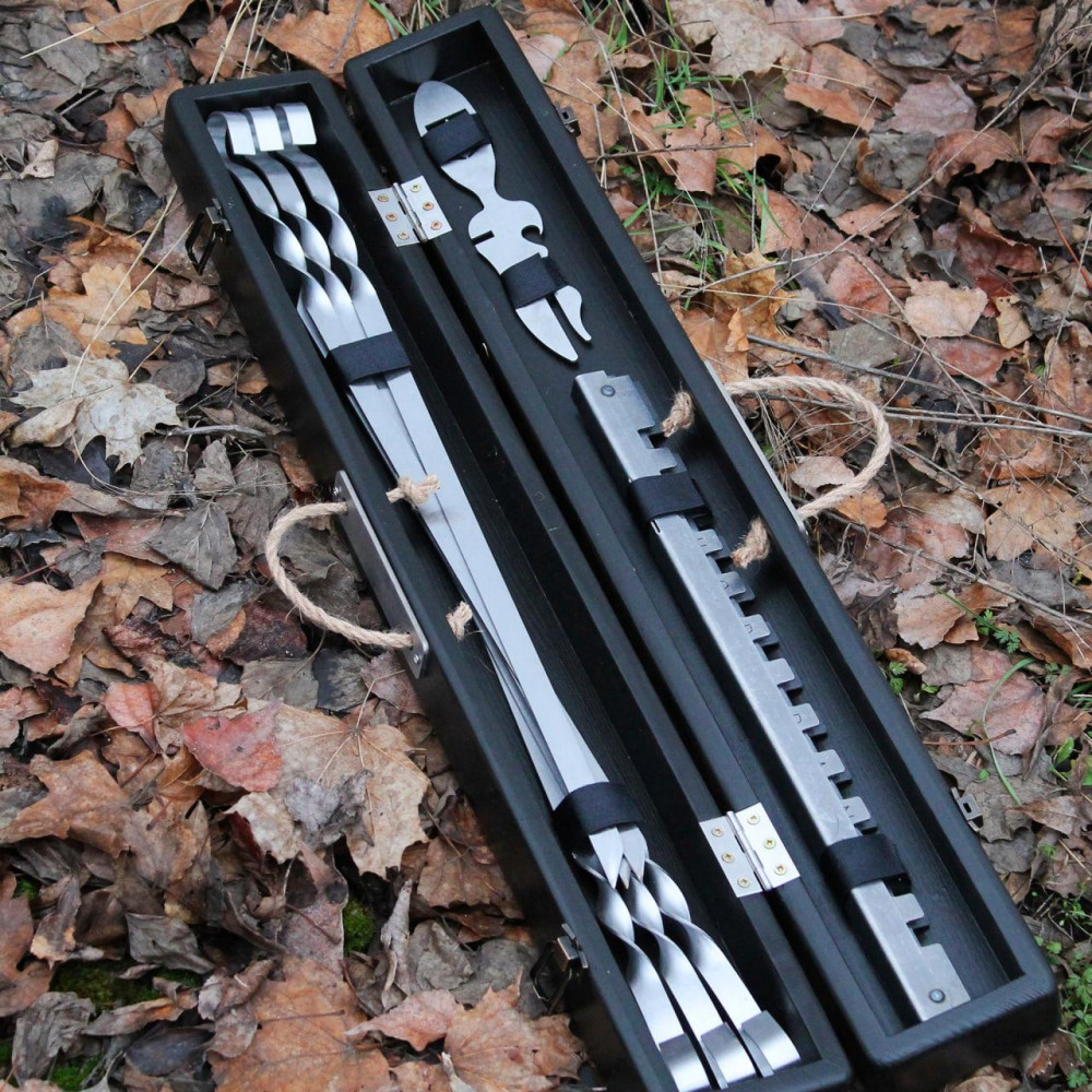 Набір для гриля та барбекю "Карпатський" у дерев'яному кейсі SP19594