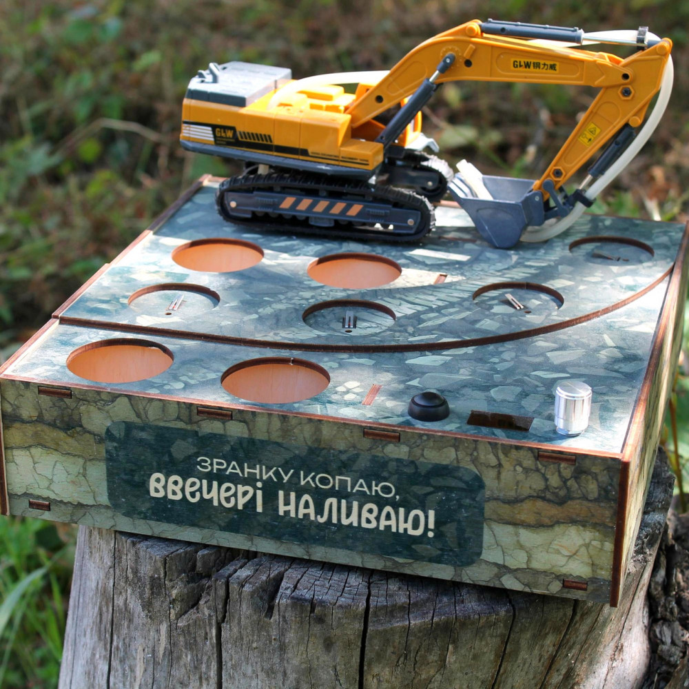 Автоматический наливатор «Экскаватор» на 4 рюмки с печатью (SP40496) SP40496