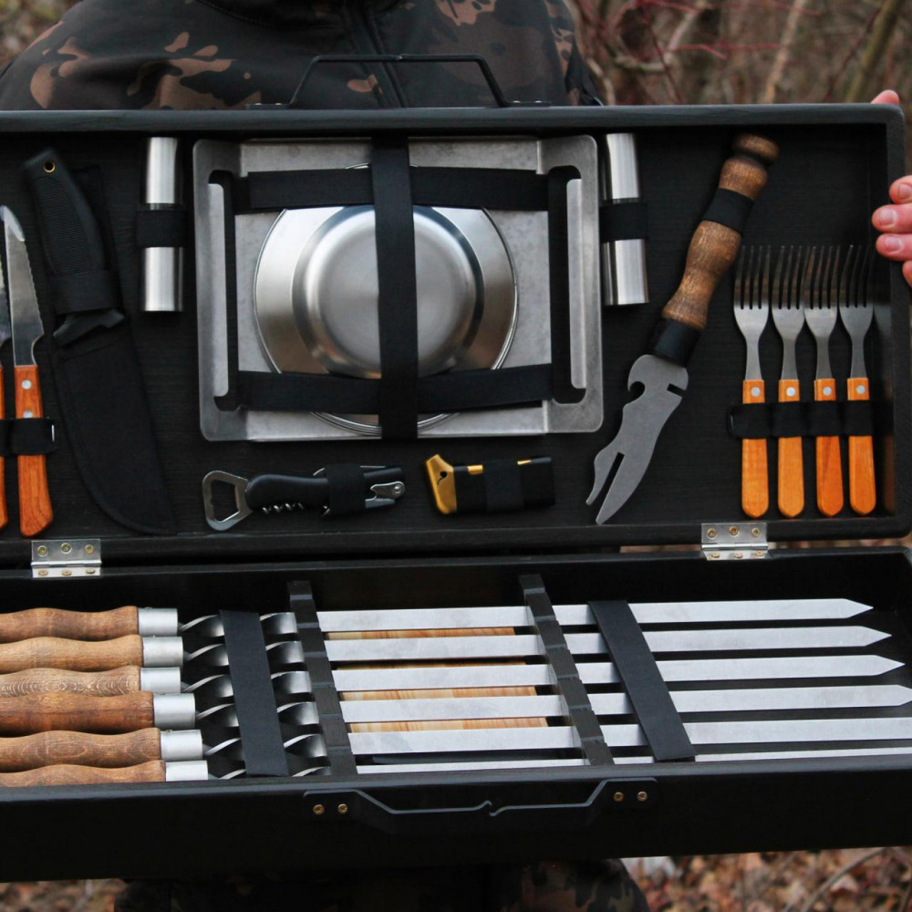 Набір для гриля та барбекю "Застільний" у дерев'яному кейсі SP82905