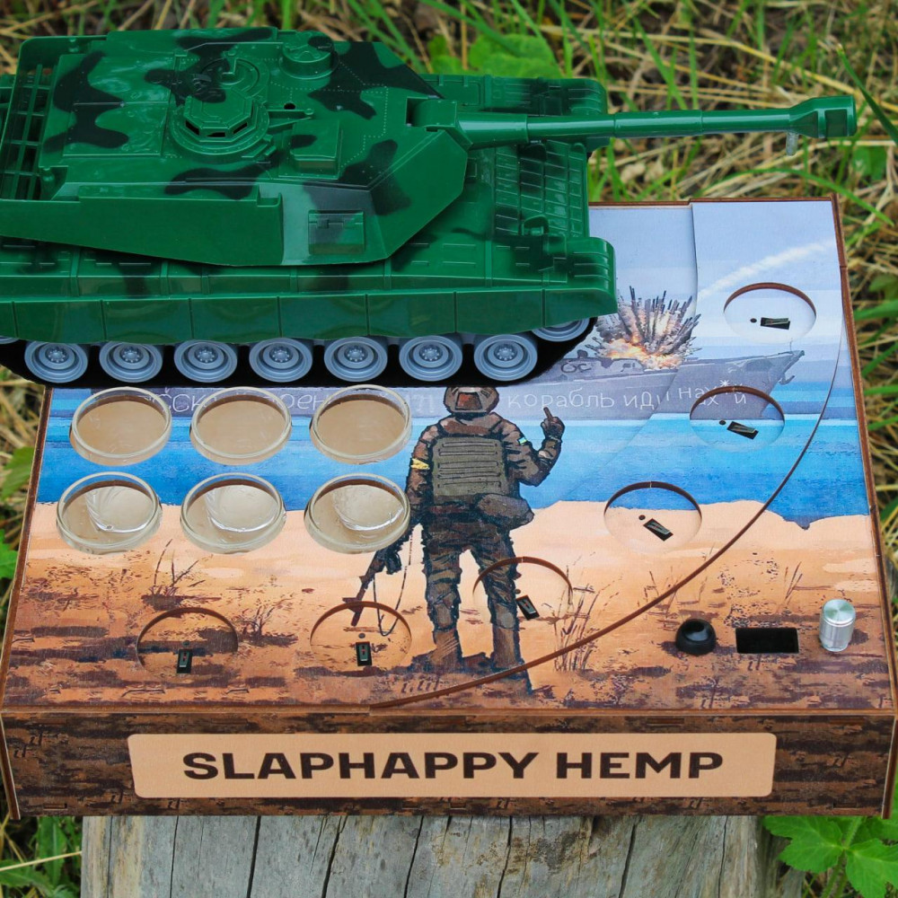 Наливатор ТАНК на 6 чарок (УФ друк) New! SP86795