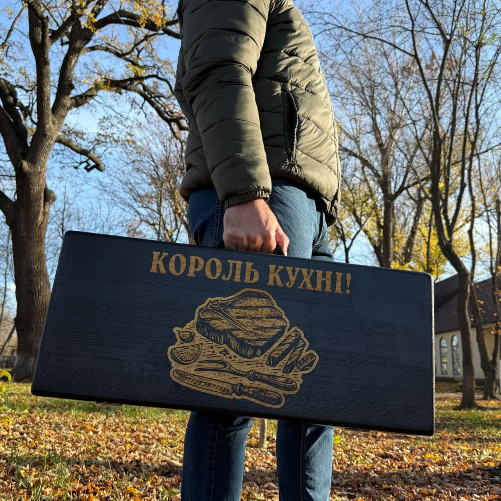 Набір для гриля та барбекю "Традиційний" у дерев'яному кейсі SP86939