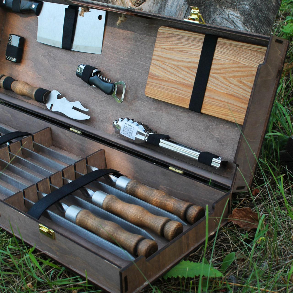 Набір для гриля та барбекю "Кедр" у кейсі з фанери SP92537