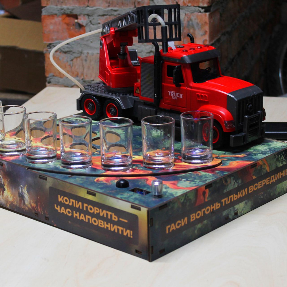 Наливатор Пожежна машина з драбиною на 7 чарок (УФ друк) SP96720
