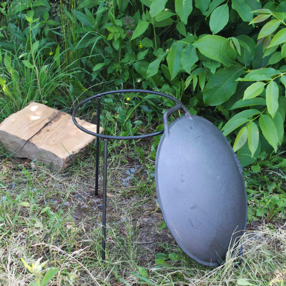 Сковорода чавунна 45 см з кришкою з нержавійки і підставкою SP27286