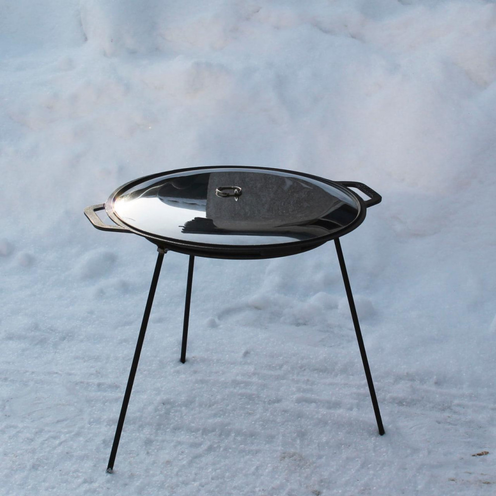 Сковорода чавунна 45 см з кришкою з нержавійки і підставкою SP27286